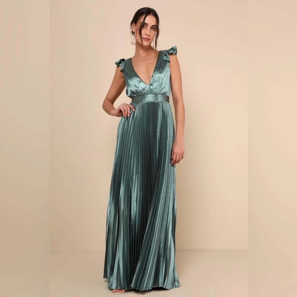 NWOT Lulus Exceptional Drama Sage Green Satin Lace-Up Pleated Maxi Dress - Picture 3 of 9